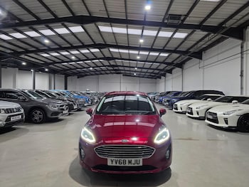 Used Ford Fiesta 2019 for sale - 76042900: Photo