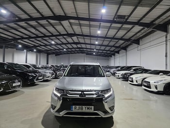 Used Mitsubishi Outlander 2018 for sale - 77344932: Photo