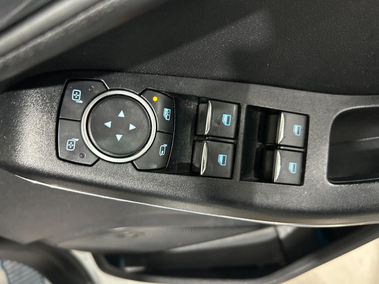 Used Ford Fiesta 2019 for sale - 75915894: Photo 19