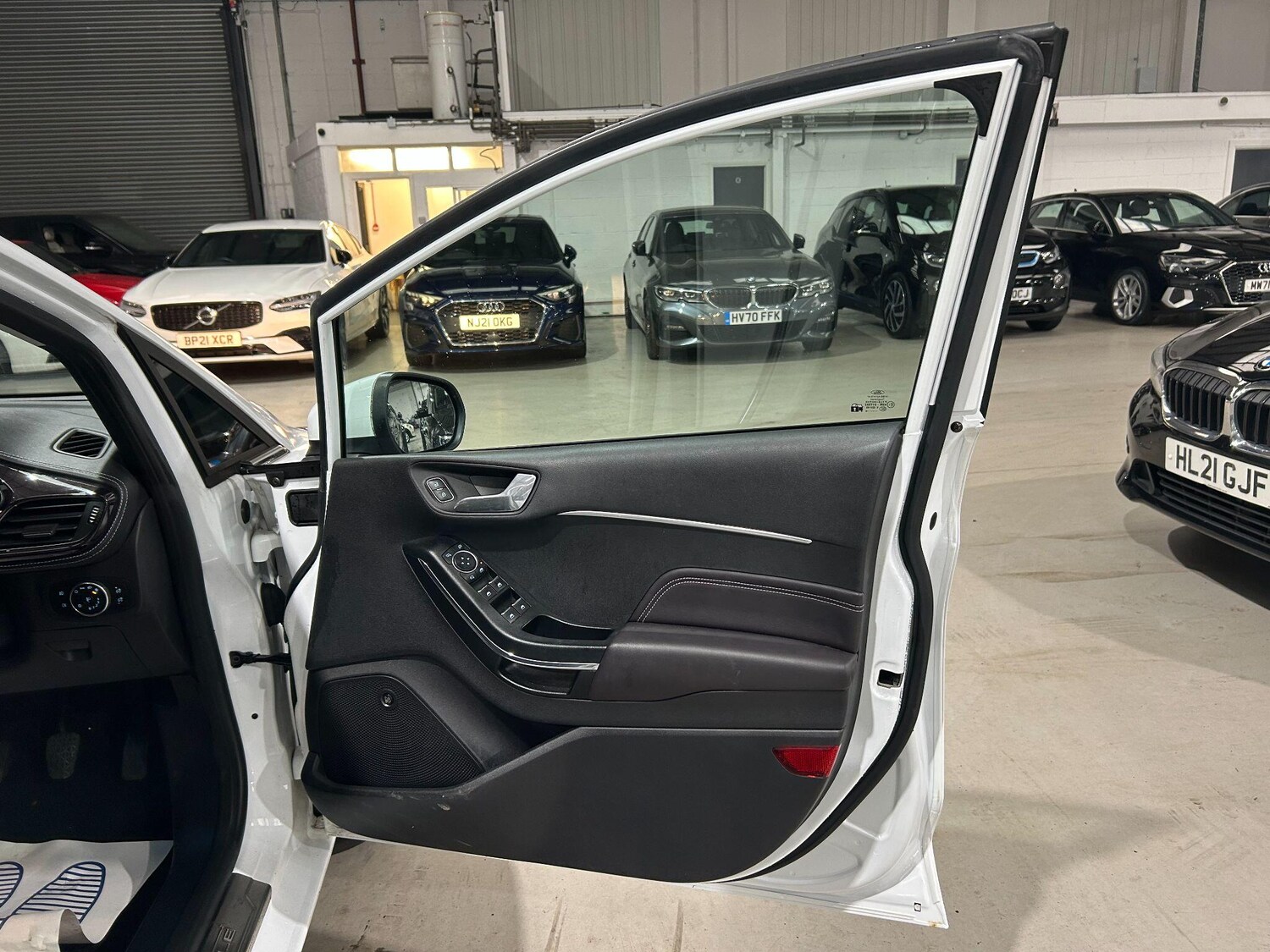 Used Ford Fiesta 2019 for sale - 75915894: Photo 35