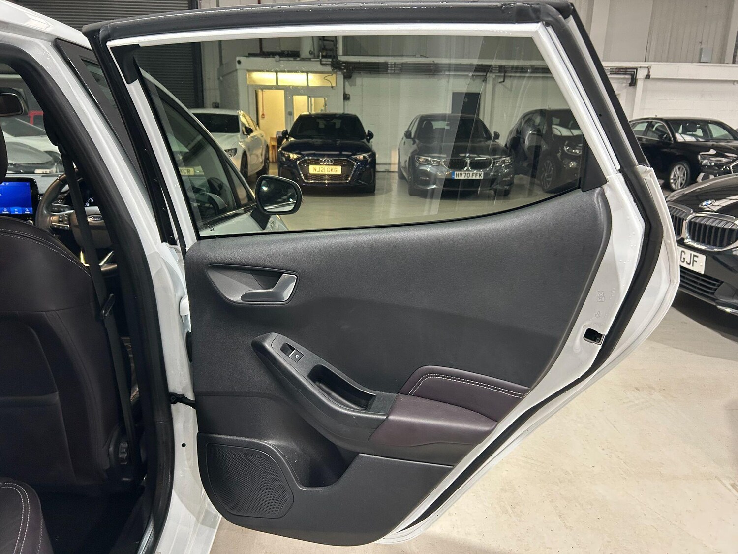 Used Ford Fiesta 2019 for sale - 75915894: Photo 37