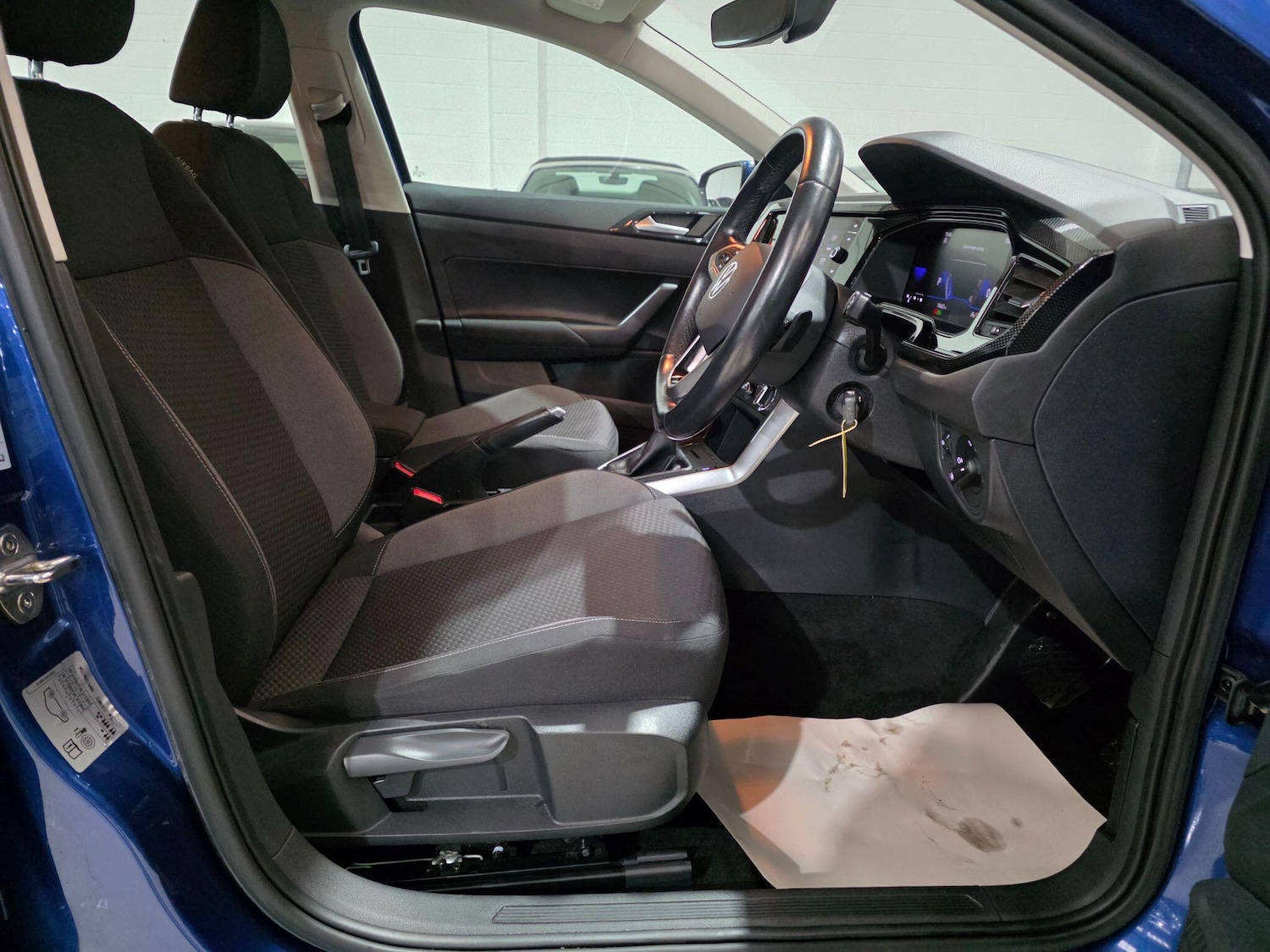 Used Volkswagen Polo 2022 for sale - 76499823: Photo 6