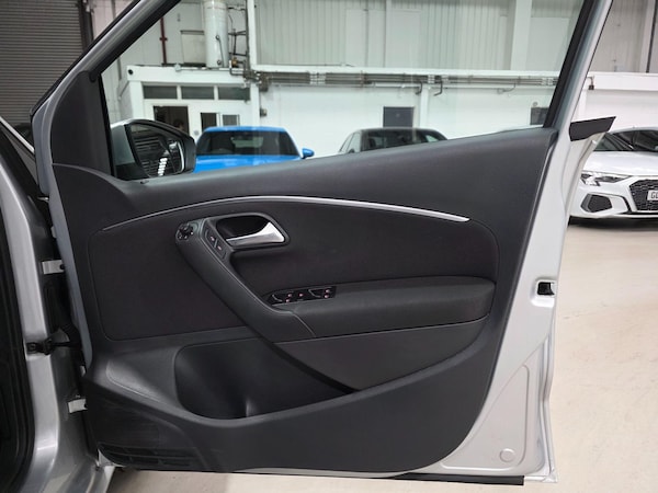 Used Volkswagen Polo 2016 for sale - 74861121: Photo 10
