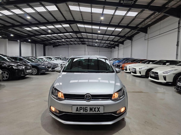 Used Volkswagen Polo 2016 for sale - 74861121: Photo 2