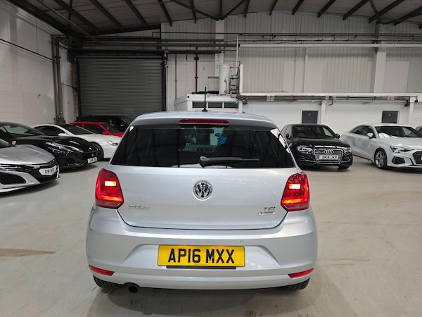 Used Volkswagen Polo 2016 for sale - 74861121: Photo 4
