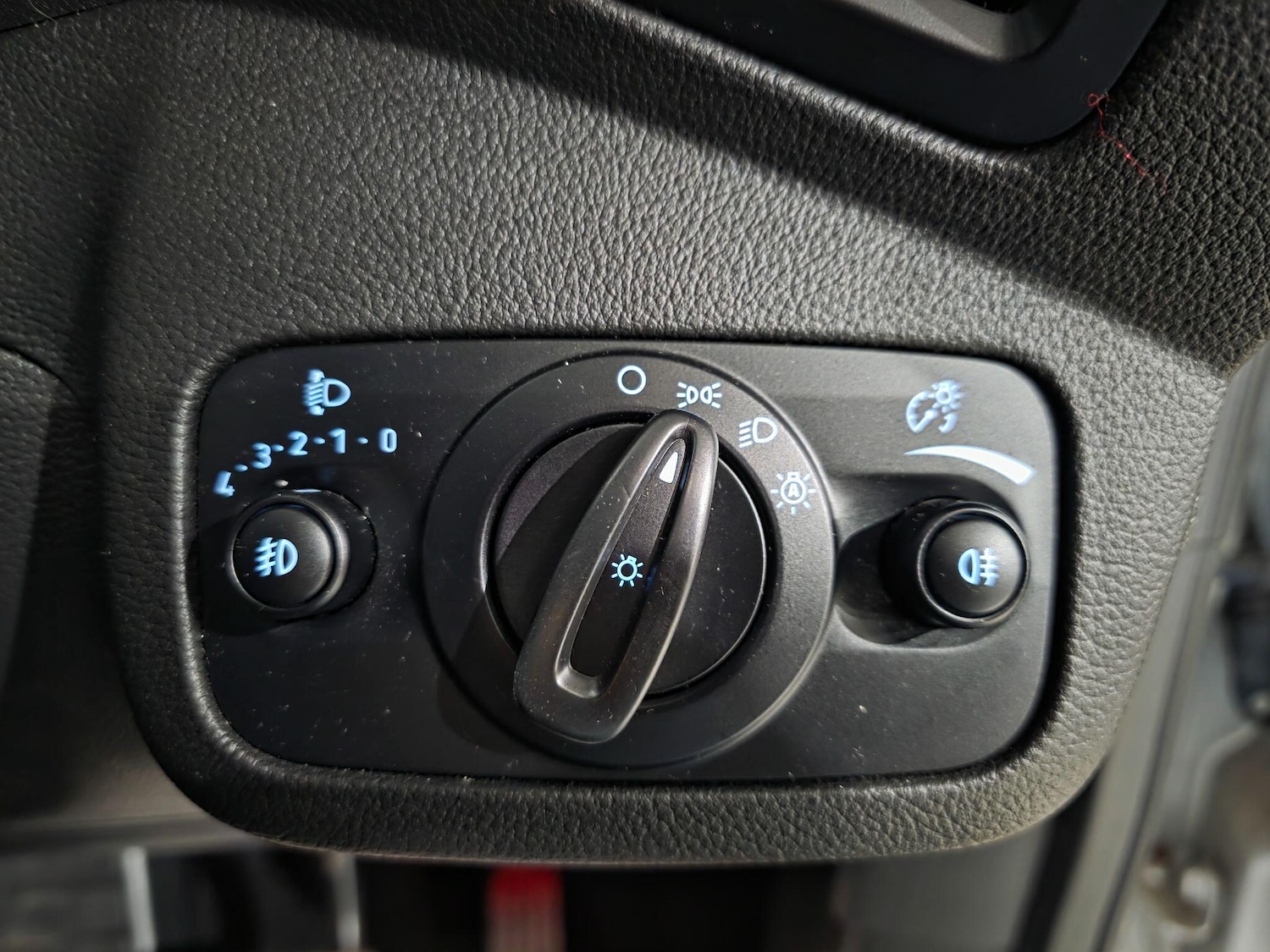 Used Ford Grand C-Max 2016 for sale - 76423979: Photo 19