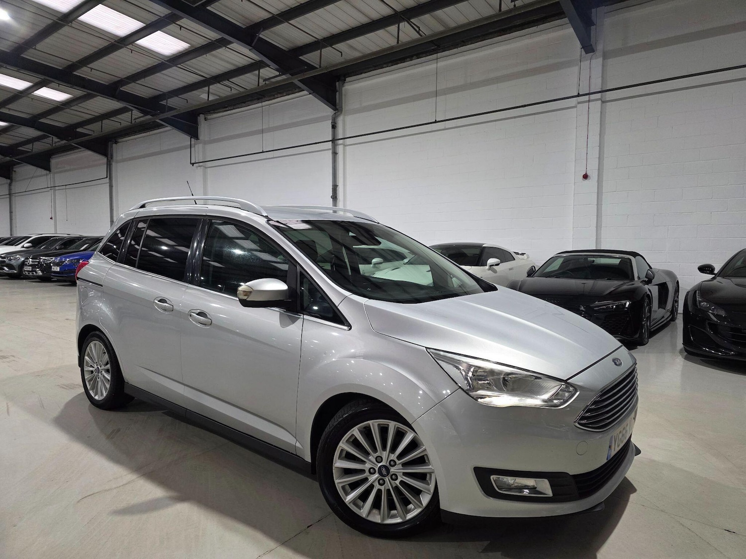Used Ford Grand C-Max 2016 for sale - 76423979: Photo 3