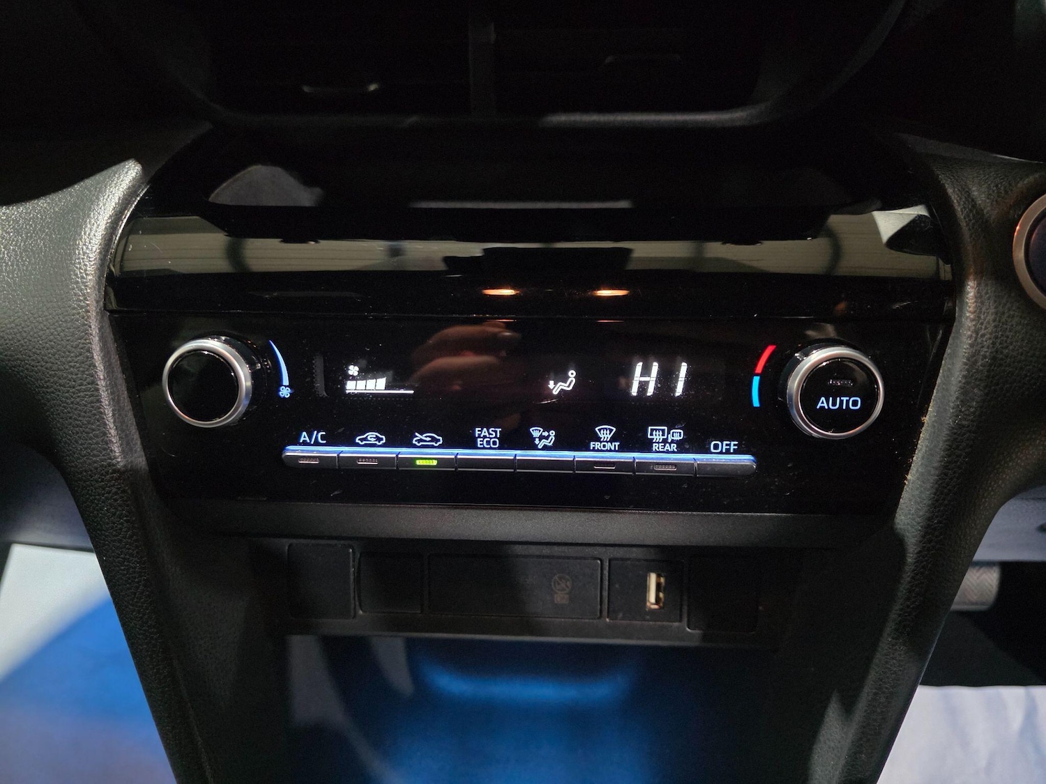 Used Toyota Yaris Cross 2022 for sale - 76561613: Photo 9