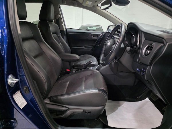 Used Toyota Auris 2018 for sale - 76136140: Photo 5