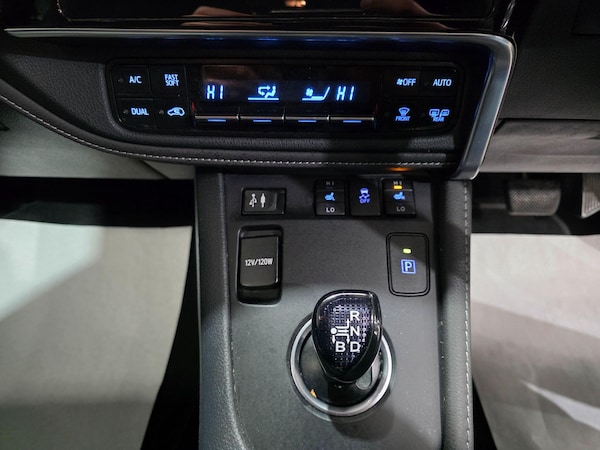 Used Toyota Auris 2018 for sale - 76136140: Photo 9