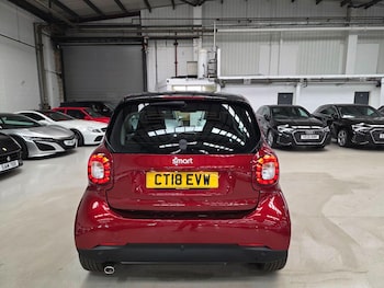 Used smart fortwo 2018 for sale - 75544217: Photo