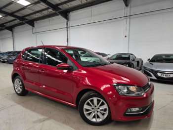 Used Volkswagen Polo 2015 for sale - 74935452: Photo