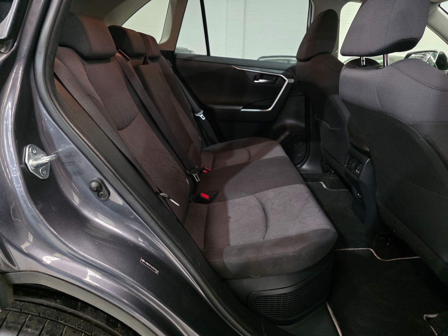 Used Toyota RAV4 2021 for sale - 76175630: Photo 23