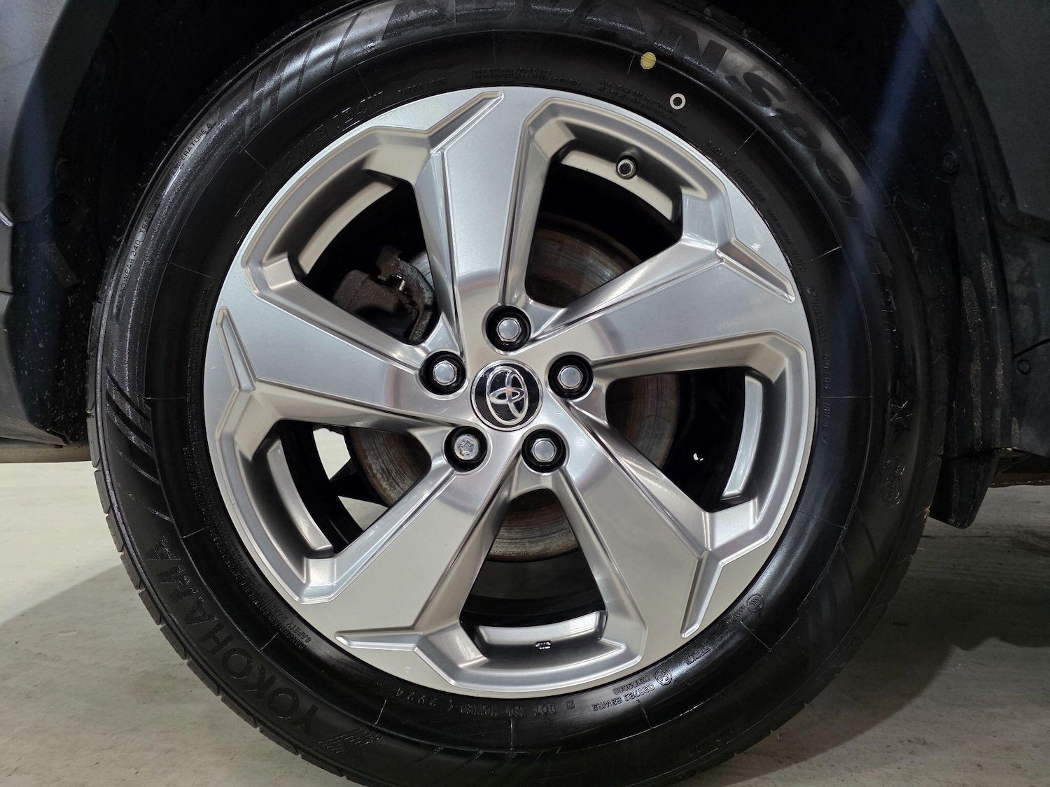 Used Toyota RAV4 2021 for sale - 76175630: Photo 29