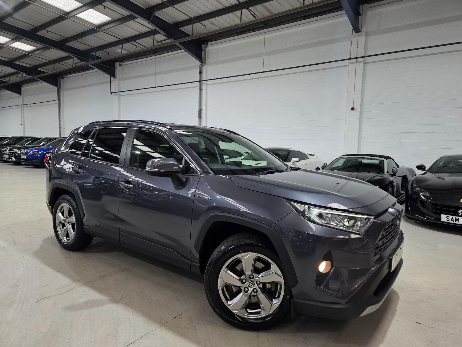 Used Toyota RAV4 2021 for sale - 76175630: Photo 3