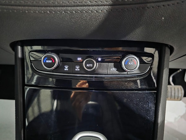 Used Vauxhall Grandland X 2019 for sale - 76175137: Photo 10