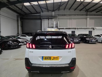 Used Peugeot 5008 2018 for sale - 76753255: Photo