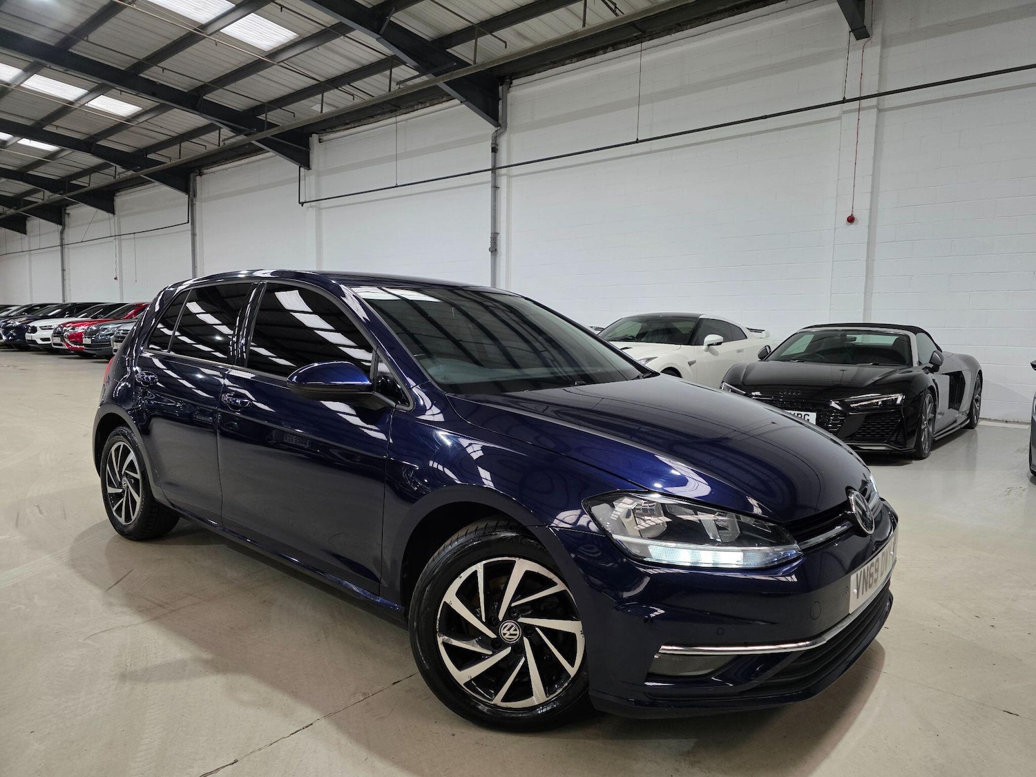 Used Volkswagen Golf 2019 for sale - 77131130: Photo 3