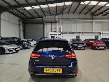 Used Volkswagen Golf 2019 for sale - 77131130: Photo