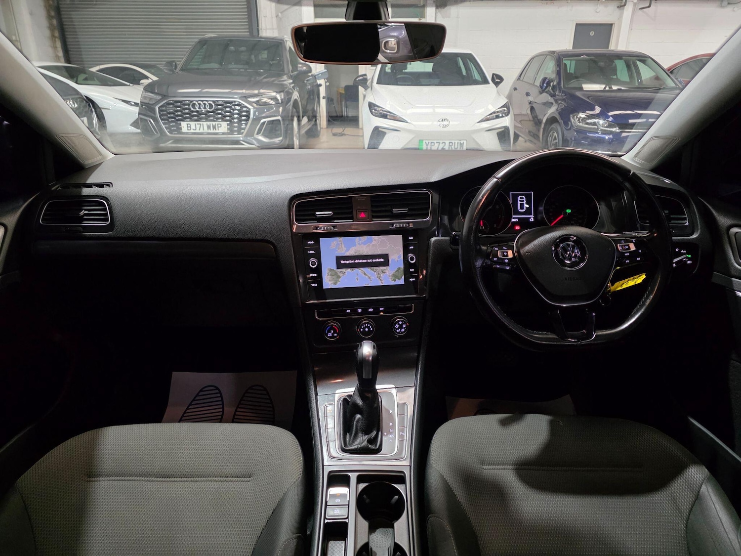 Used Volkswagen Golf 2019 for sale - 77131130: Photo 5