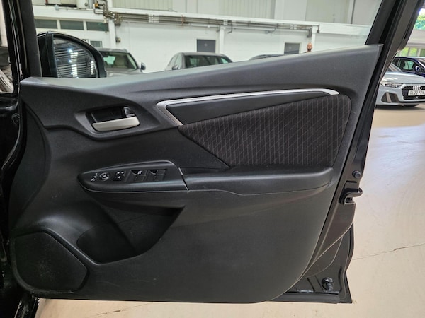 Used Honda Jazz 2018 for sale - 75013514: Photo 11