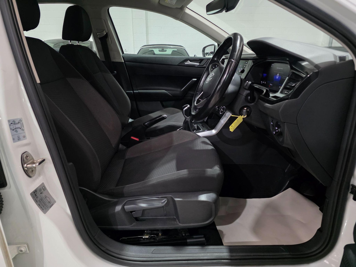 Used Volkswagen Polo 2022 for sale - 76457593: Photo 6