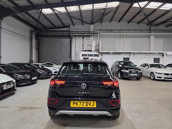 Used Volkswagen T-Roc 2023 for sale - 78429181: Photo