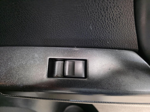 Used Toyota RAV4 2017 for sale - 74895647: Photo 23