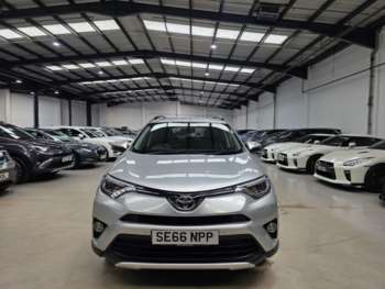 Used Toyota RAV4 2017 for sale - 74895647: Photo