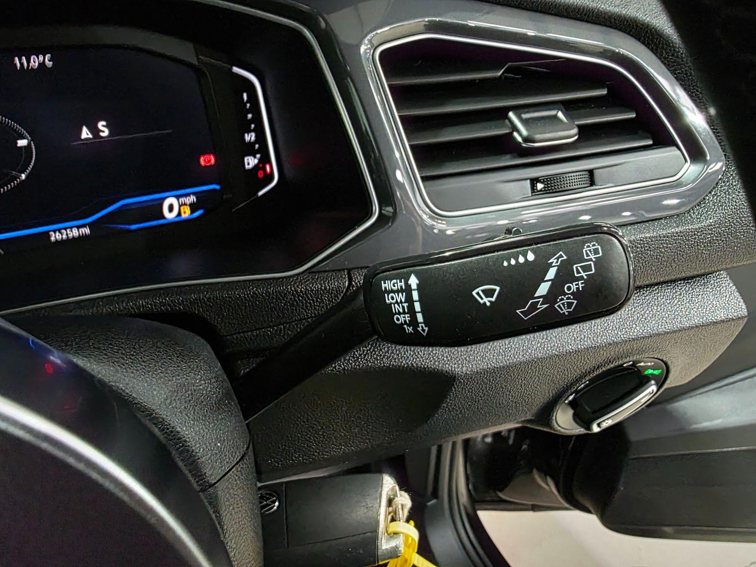 Used Volkswagen T-Roc 2021 for sale - 76801129: Photo 20