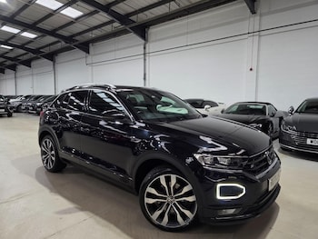 Used Volkswagen T-Roc 2021 for sale - 76801129: Photo