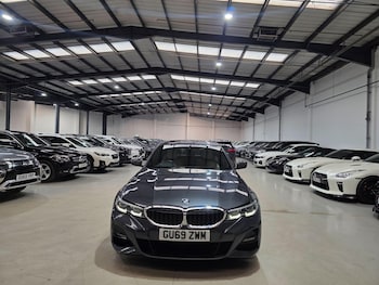 Used BMW 3 Series 2019 for sale - 77074793: Photo