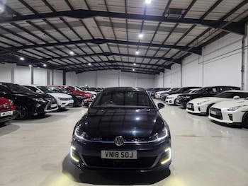 Used Volkswagen Golf 2018 for sale - 77315362: Photo