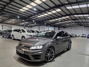 Used Volkswagen Golf 2017 for sale - 79552860: Photo
