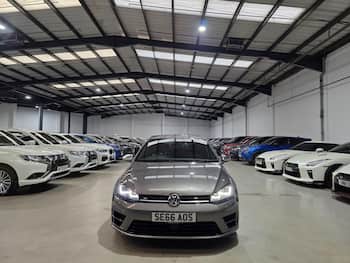 Used Volkswagen Golf 2017 for sale - 79552860: Photo