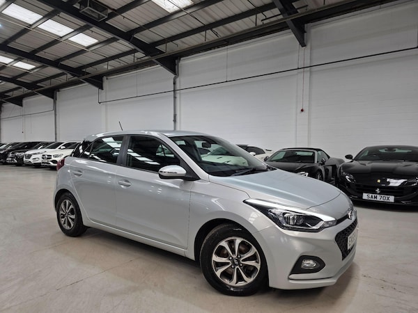 Used Hyundai i20 2019 for sale - 75658982: Photo 3