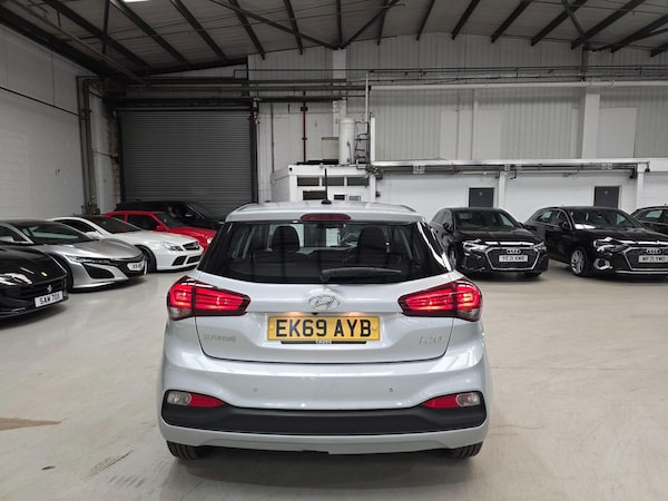 Used Hyundai i20 2019 for sale - 75658982: Photo 4
