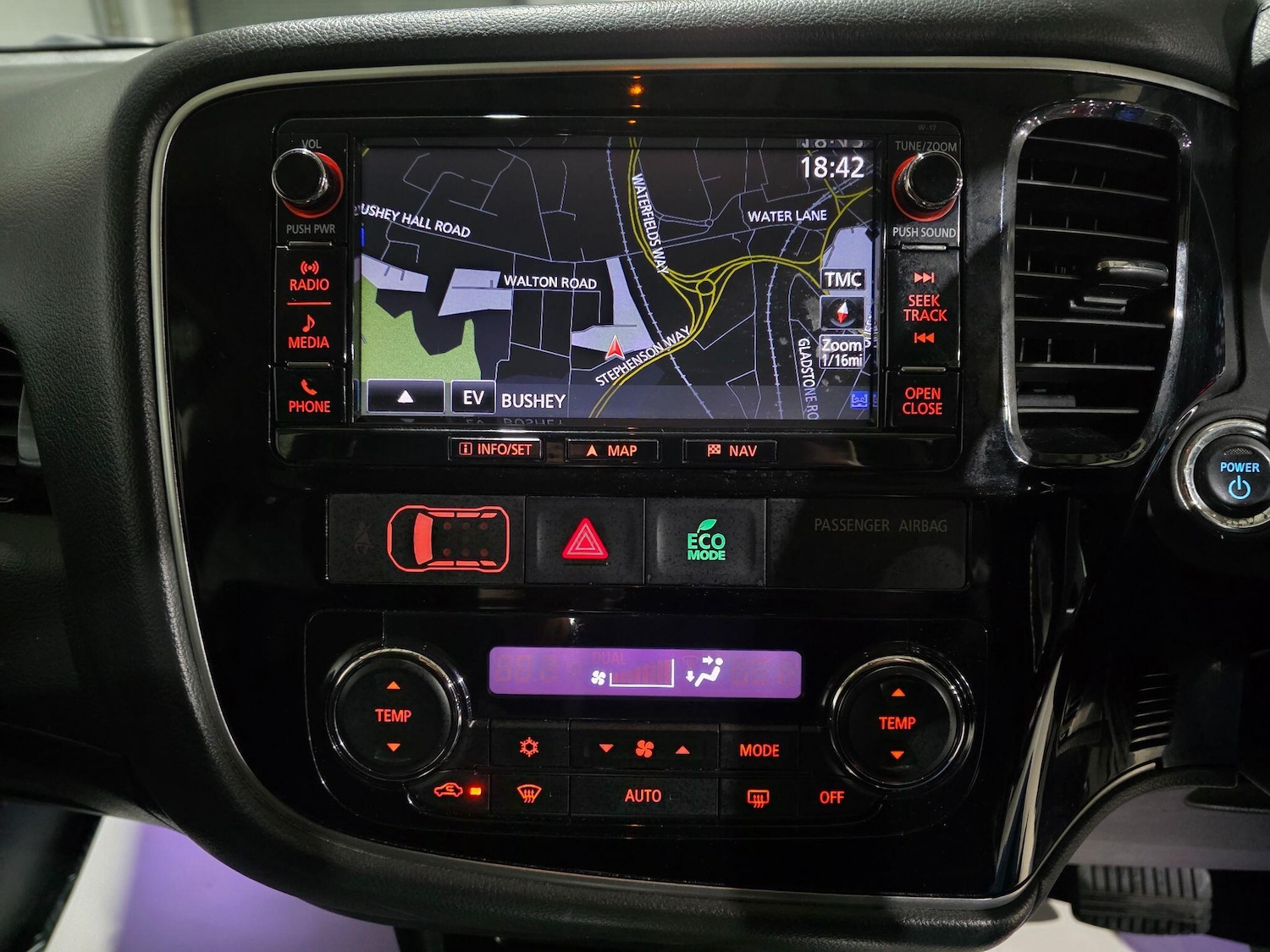 Used Mitsubishi Outlander 2017 for sale - 77040918: Photo 8