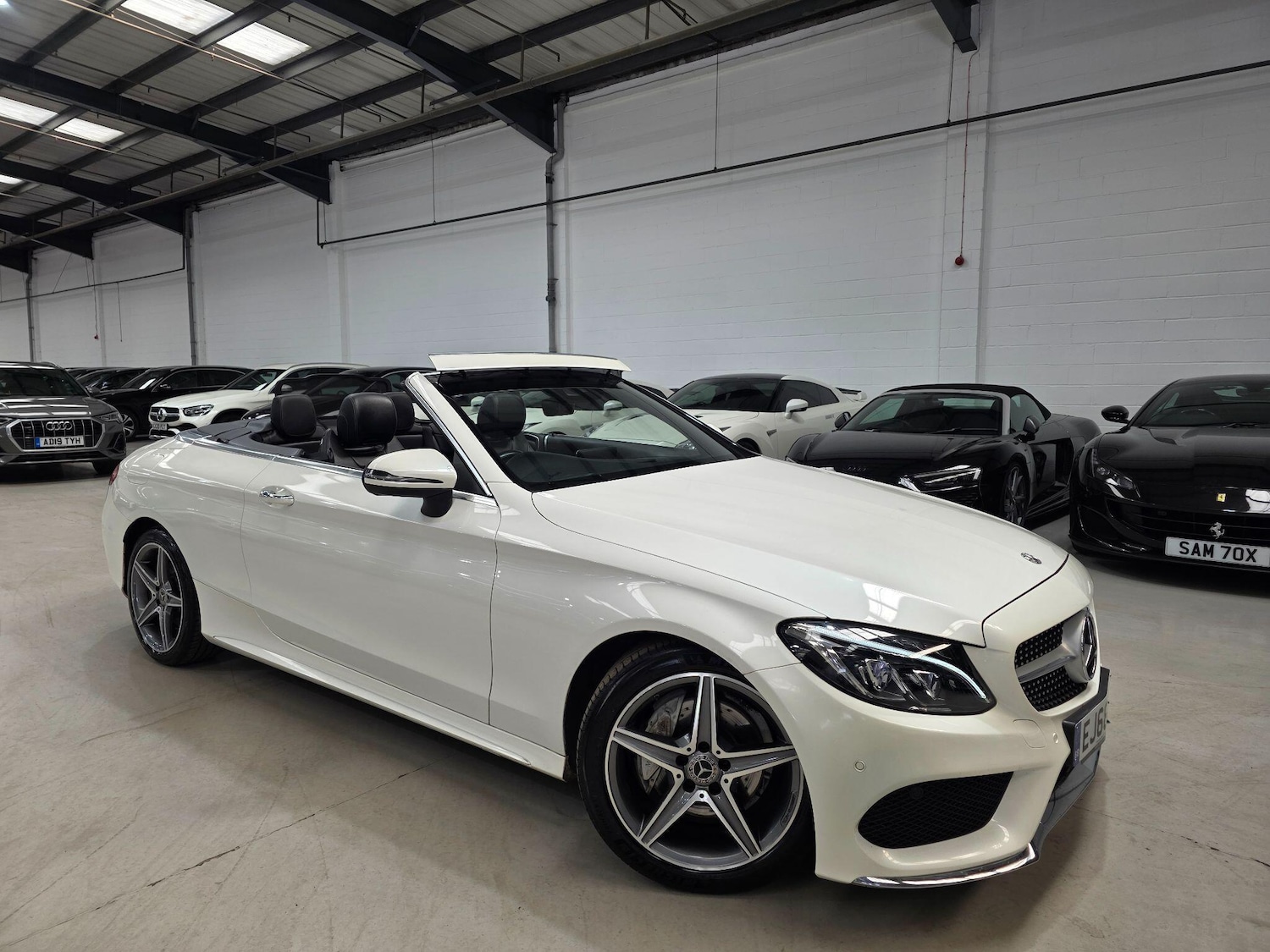 Used Mercedes-Benz C Class 2018 for sale - 76987614: Photo 3