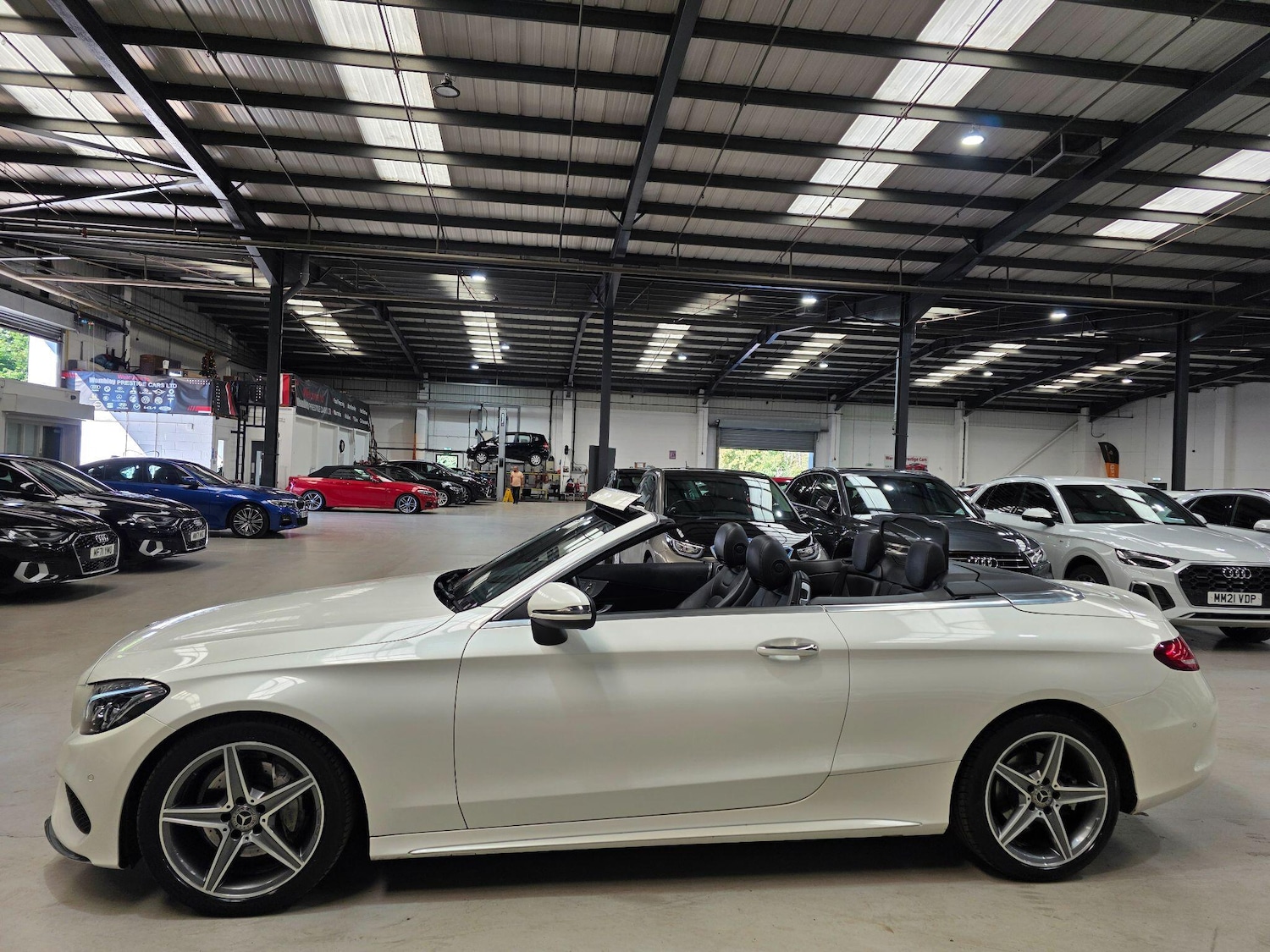 Used Mercedes-Benz C Class 2018 for sale - 76987614: Photo 34