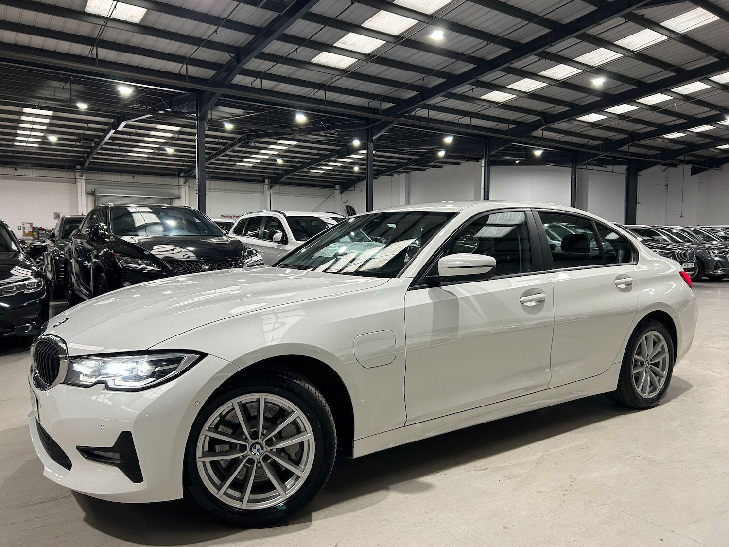 Used BMW 3 Series 2021 for sale - 75883762: Photo 1