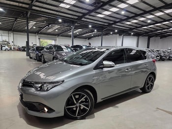 2018 (18) - 1.8 VVT-h Design CVT Euro 6 (s/s) 5dr