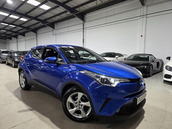 Used Toyota C-HR 2017 for sale - 77330849: Photo