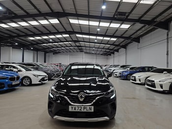 Used Renault Captur 2023 for sale - 77853713: Photo