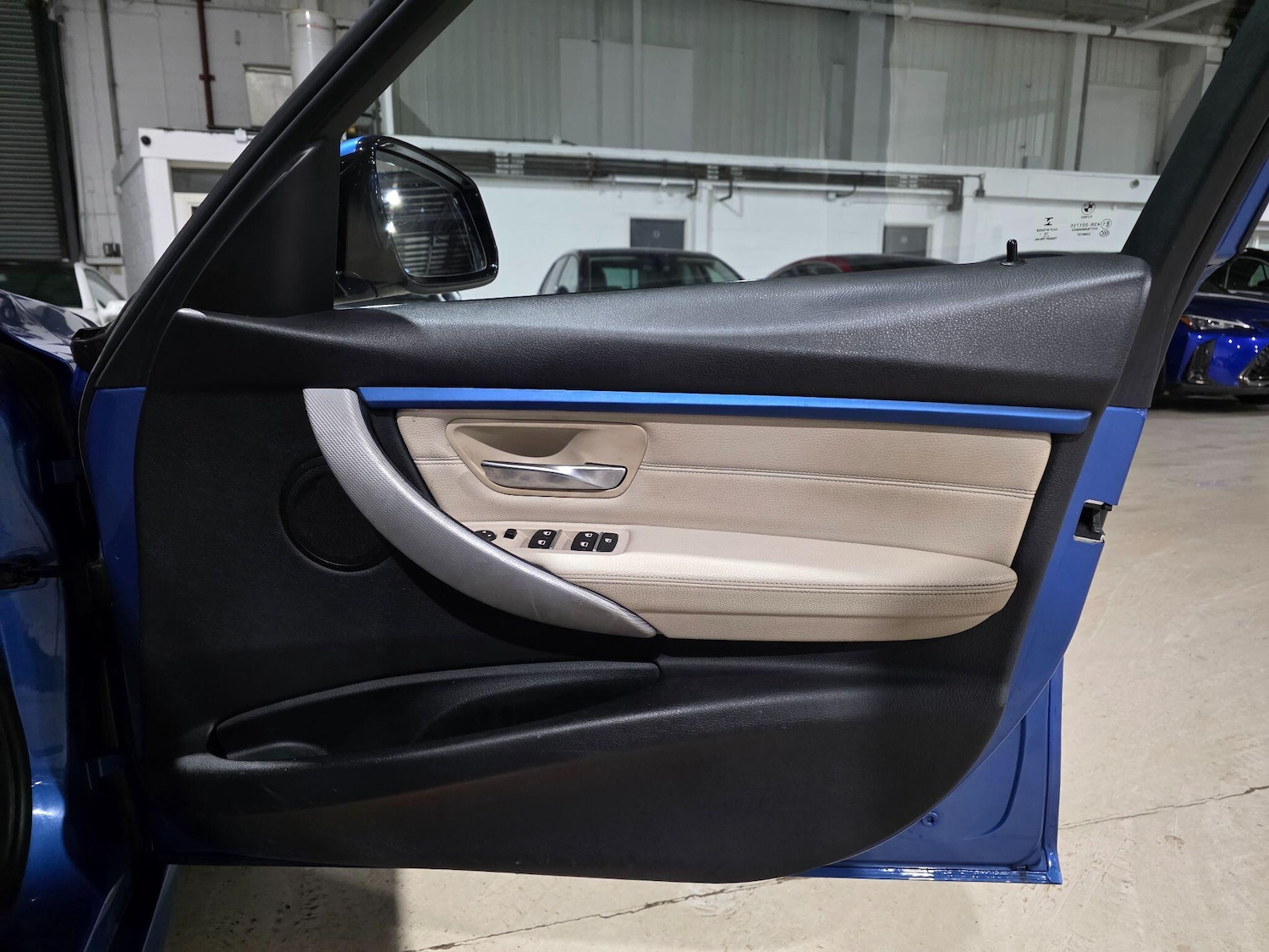 Used BMW 3 Series 2016 for sale - 77130887: Photo 12