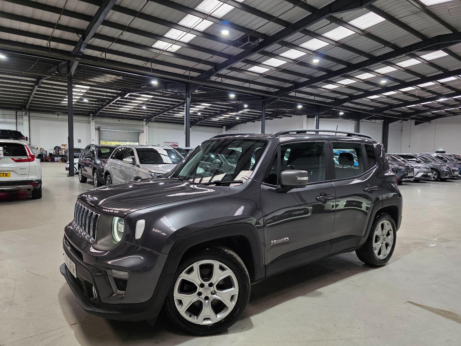 Used Jeep Renegade 2020 for sale - 76121305: Photo 1