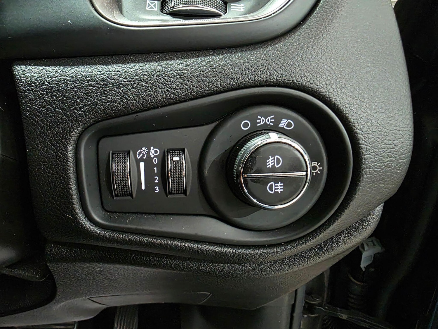 Used Jeep Renegade 2020 for sale - 76121305: Photo 16