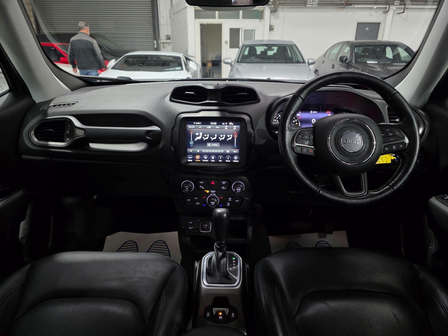 Used Jeep Renegade 2020 for sale - 76121305: Photo 5