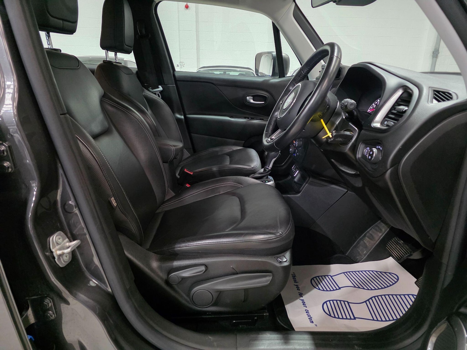 Used Jeep Renegade 2020 for sale - 76121305: Photo 6