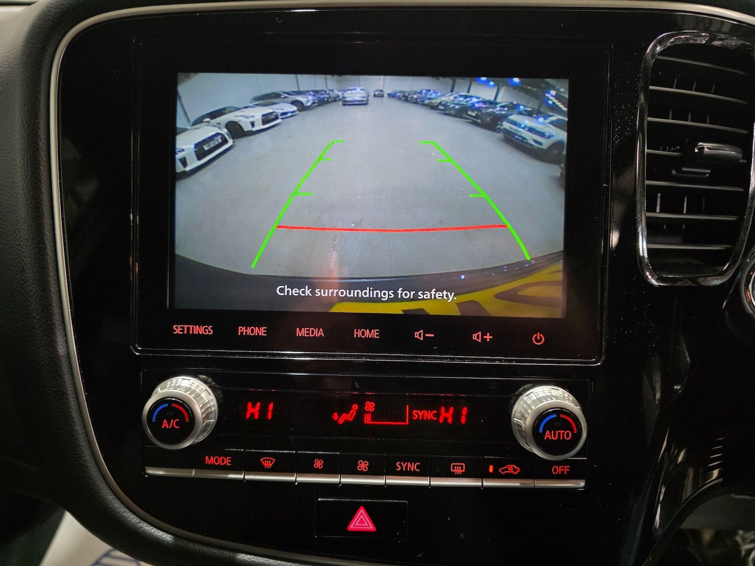 Used Mitsubishi Outlander for sale - 76995822: Photo 8